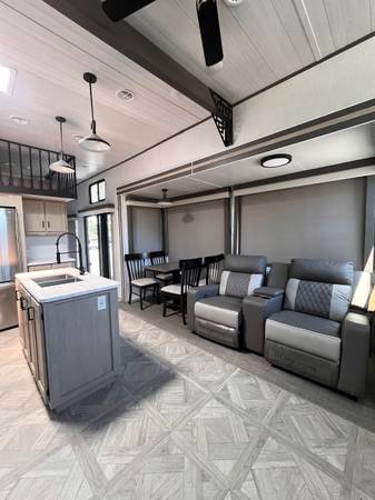 Salem grand Villa 42DL 