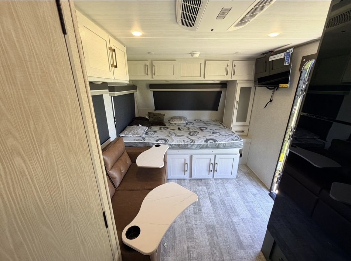 2025 Forest River No Boundaries 18
